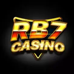 โลโก้ RB7 Casino ตัวหนังสือและสัญลักษณ์สีทองบนพื้นดำ